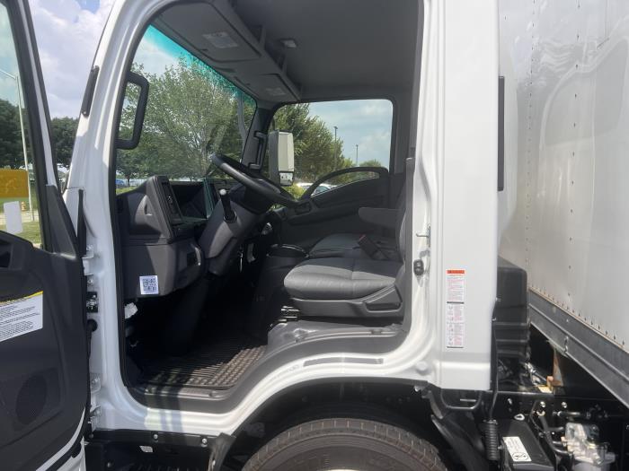 2025 Isuzu NPR-XD-15