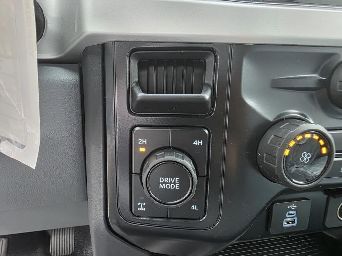 2025 Ford F-250-22