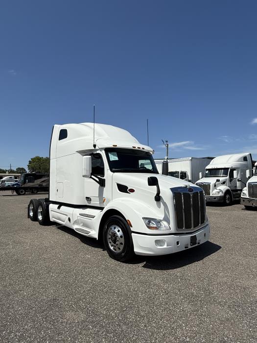 2022 Peterbilt 579-7