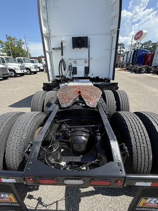 2022 Peterbilt 579-9