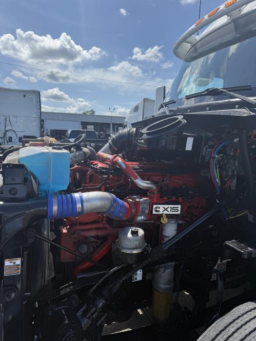 2022 Peterbilt 579-27