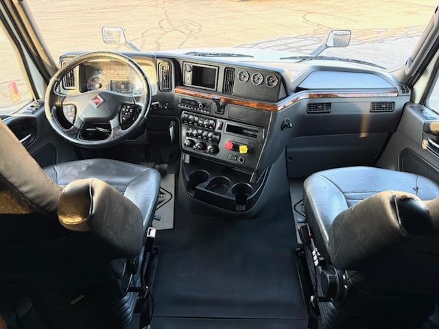 2021 International LT625-2