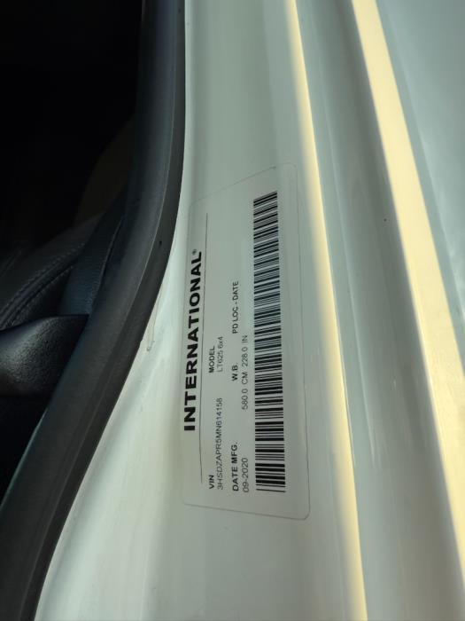 2021 International LT625-20