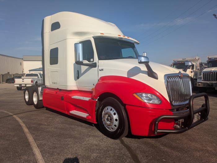 2022 International LT625-9