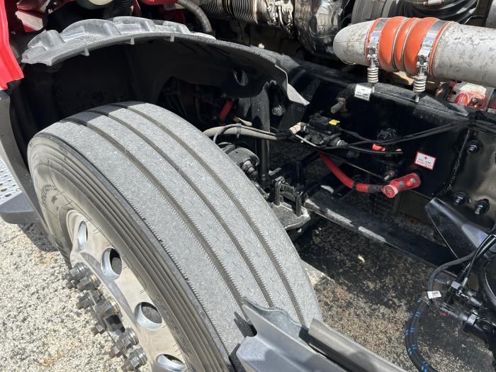 2022 Freightliner Cascadia-11