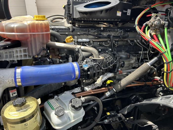 2022 Freightliner Cascadia-12