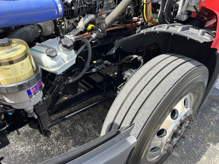 2022 Freightliner Cascadia-13