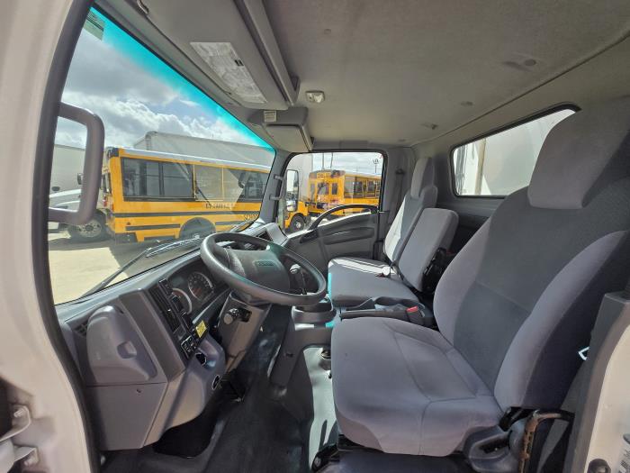 2018 Isuzu NRR-12