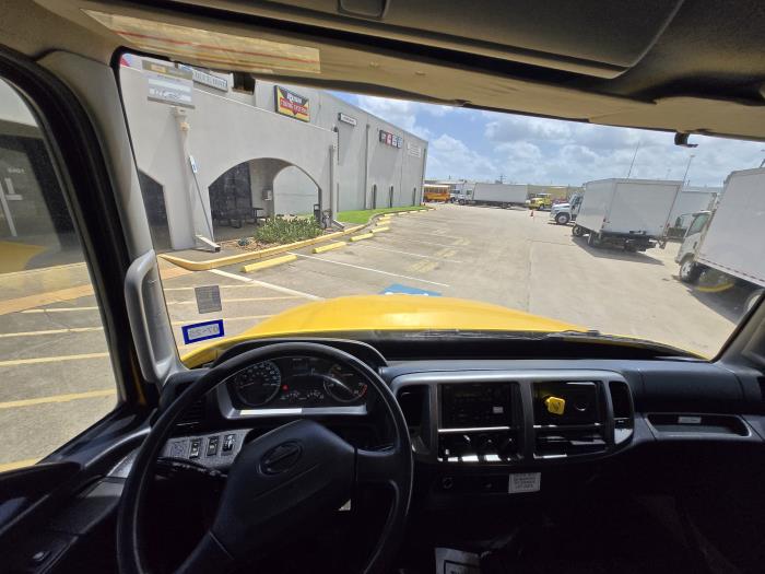 2020 Hino 268A-11