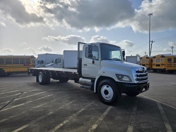 2016 Hino 268-7