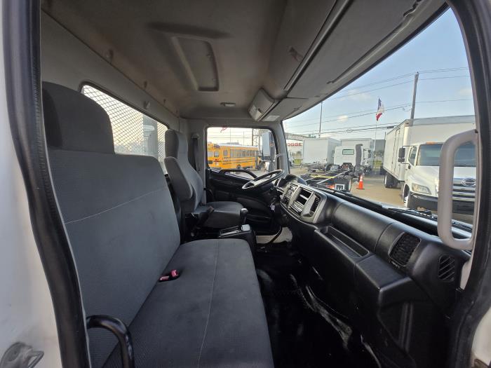 2016 Hino 268-15