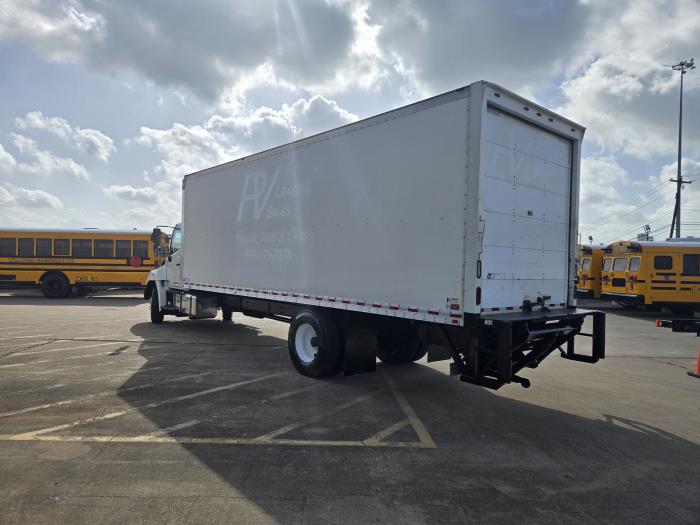 2019 Hino 268-3