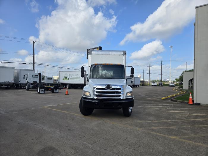 2019 Hino 268-8
