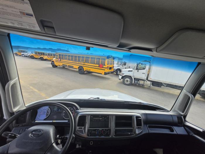 2019 Hino 268-10