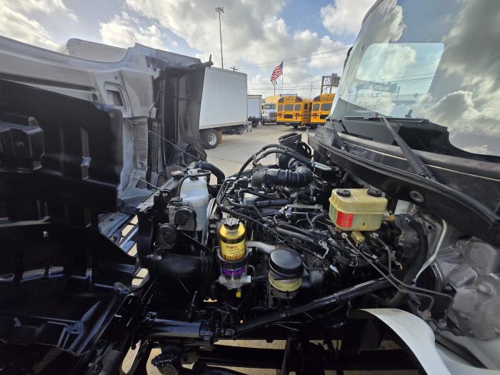 2019 Hino 268-14