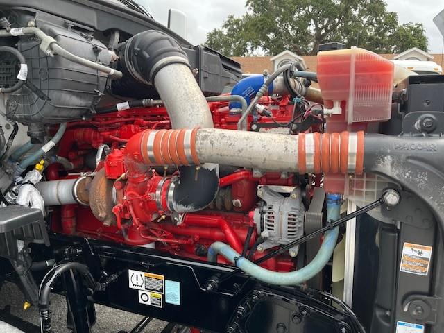 2022 Peterbilt 579-12