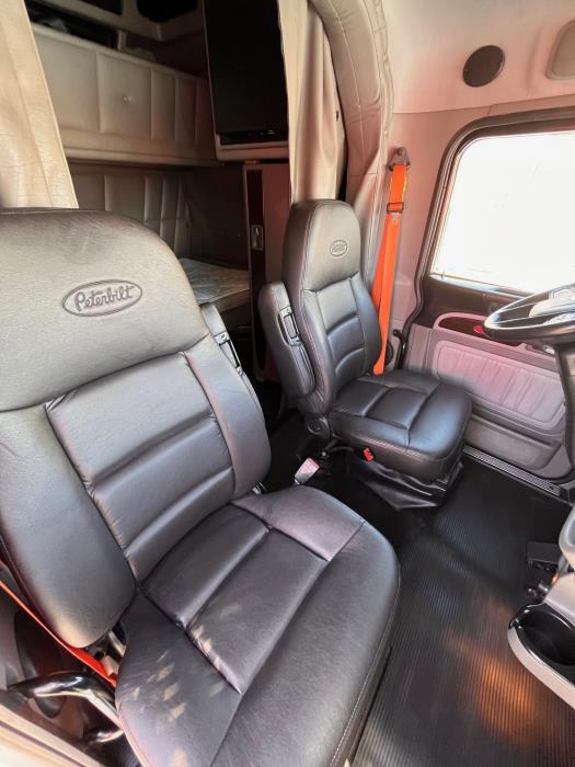 2023 Peterbilt 389-14