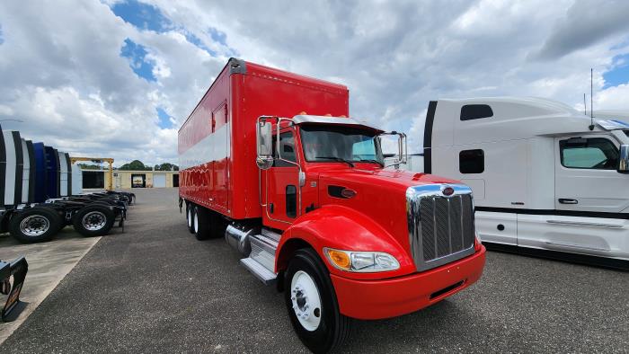2020 Peterbilt 348-7