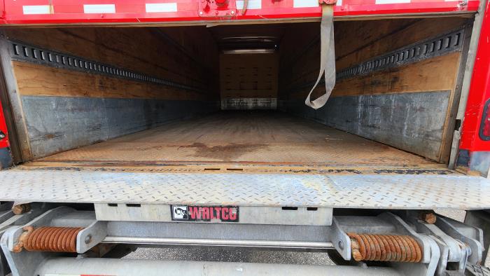 2020 Peterbilt 348-10