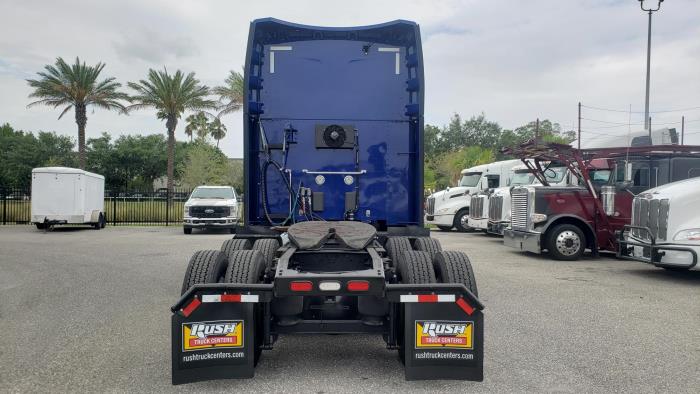2022 Peterbilt 579-6