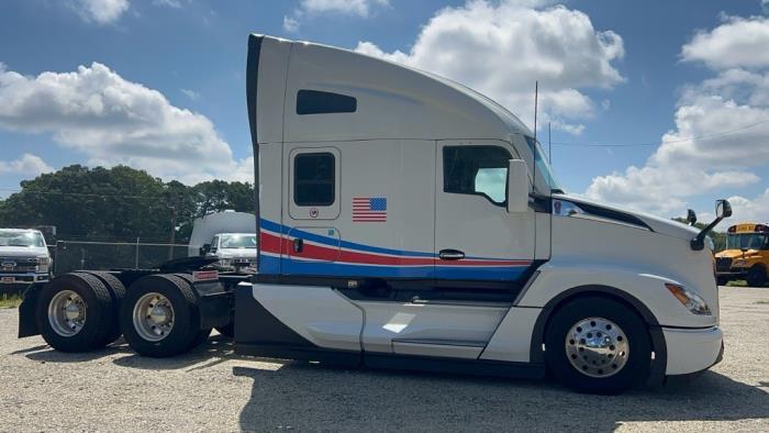 2024 Kenworth T680-5