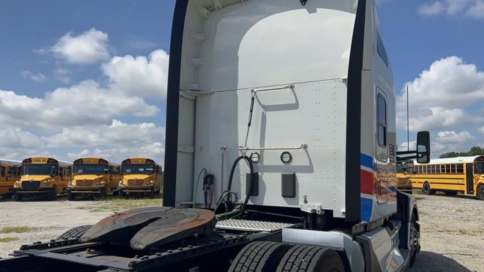 2024 Kenworth T680-7