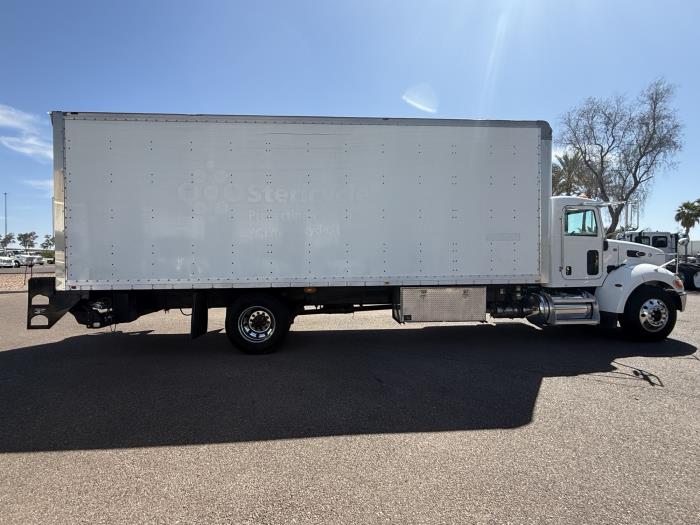 2019 Peterbilt 330-3