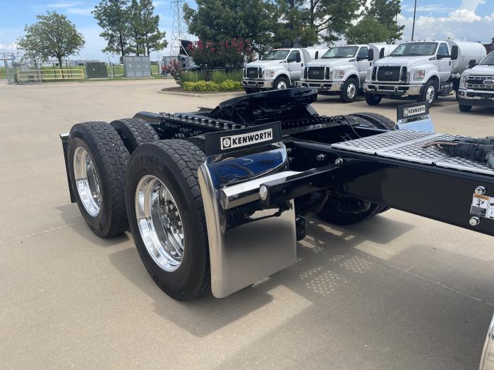 2022 Kenworth W900-6