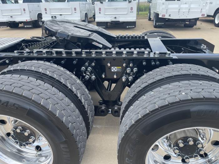 2022 Kenworth W900-11