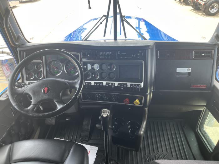 2022 Kenworth W900-22
