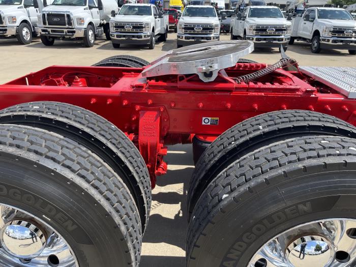 2022 Peterbilt 567-6