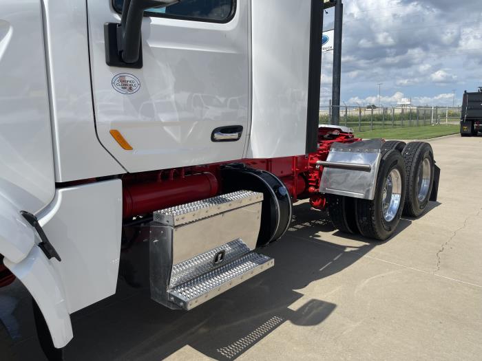 2022 Peterbilt 567-15