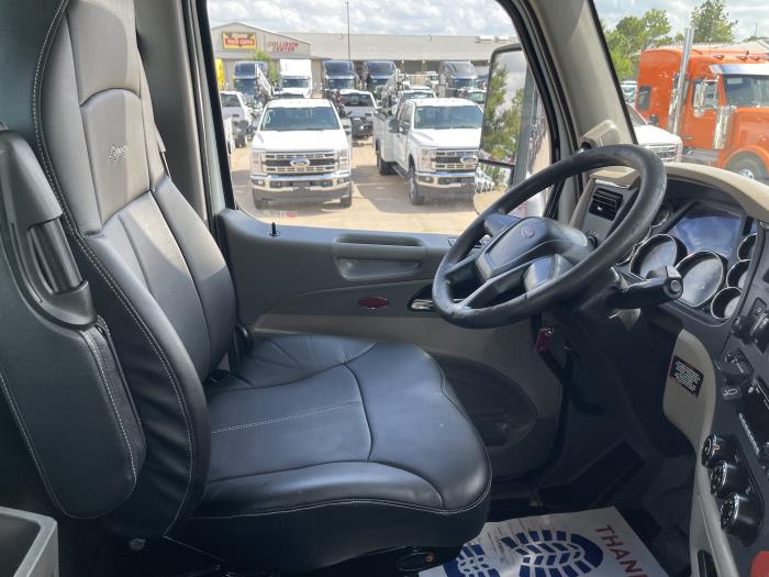2022 Peterbilt 567-22