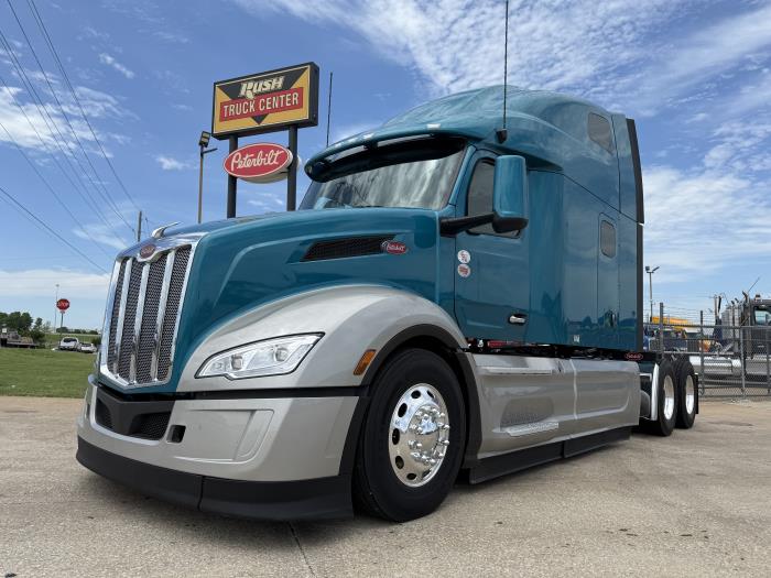 2026 Peterbilt 579-4