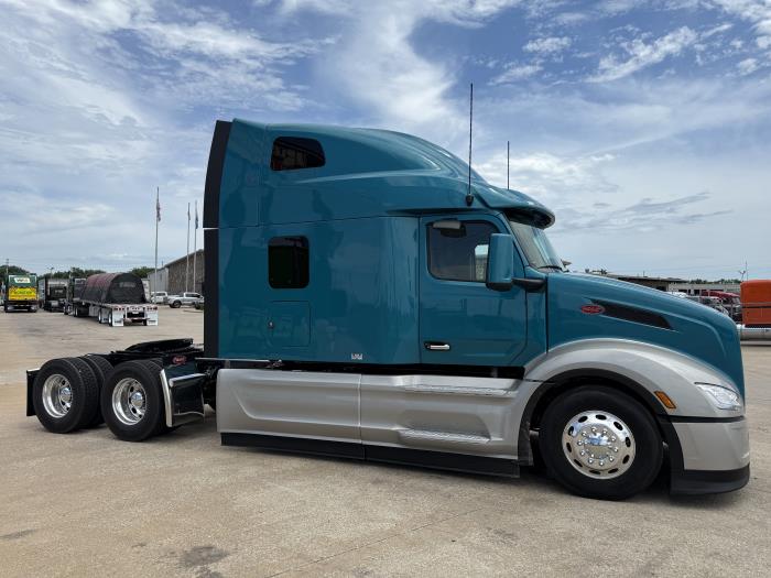 2026 Peterbilt 579-11
