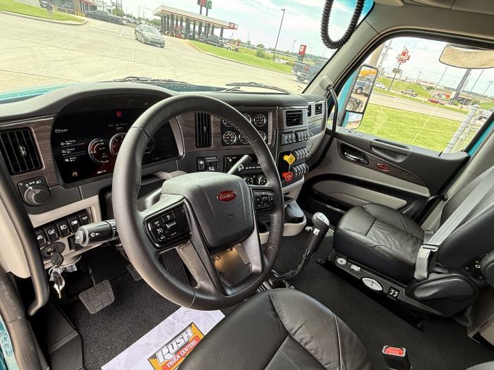 2026 Peterbilt 579-22