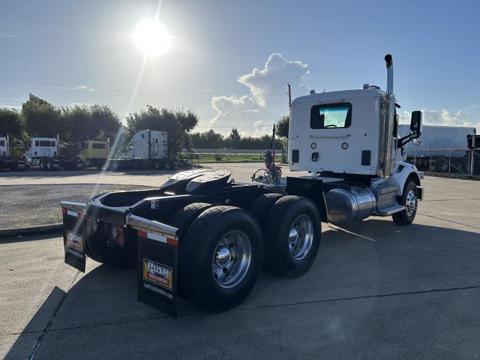 2021 Peterbilt 567-5