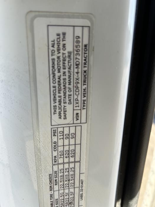 2021 Peterbilt 567-27