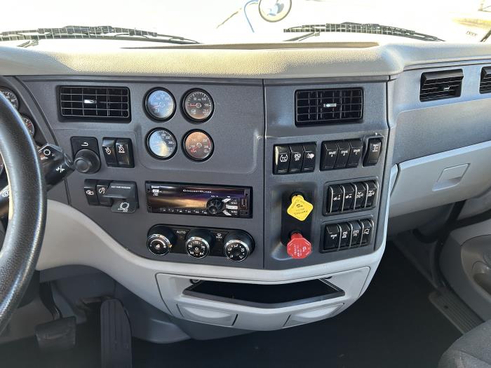 2021 Peterbilt 567-29