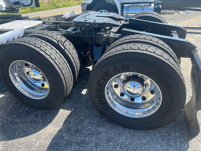 2020 International LT625-7