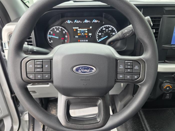 2025 Ford F-250-14