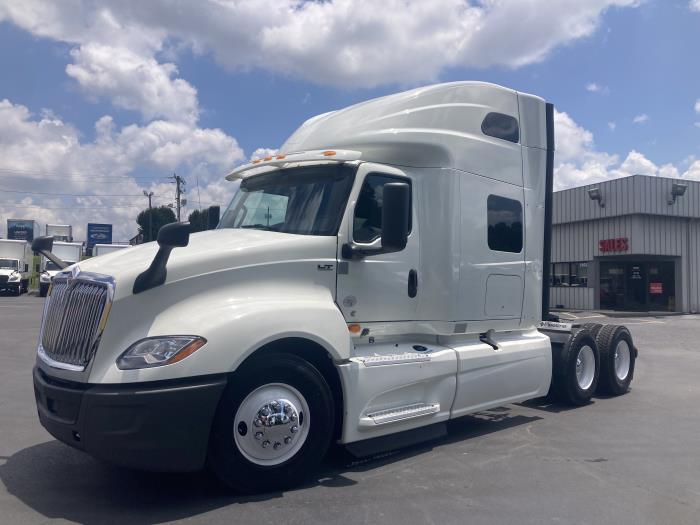 2020 International LT625-1