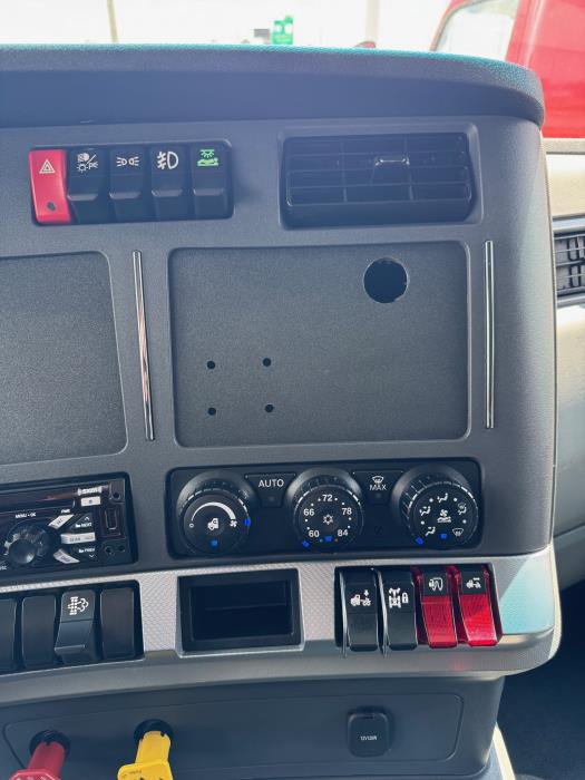 2021 Kenworth T680-16