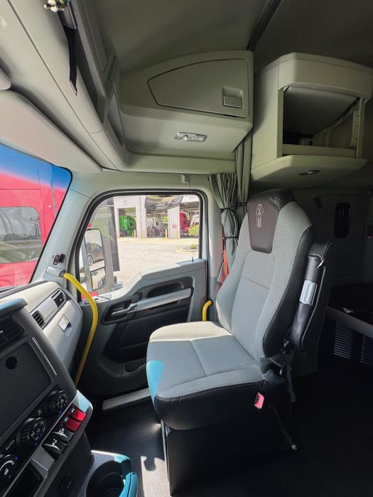 2021 Kenworth T680-18