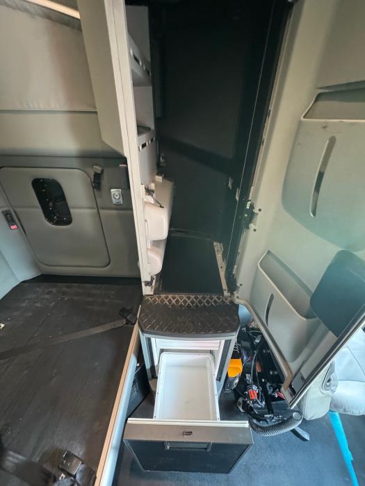 2021 Kenworth T680-20