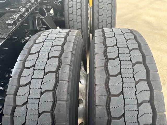 2020 International LT625-17