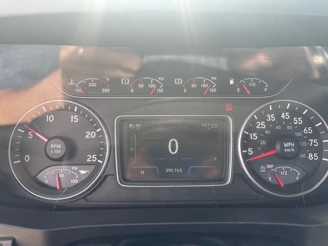 2019 International LT625-38