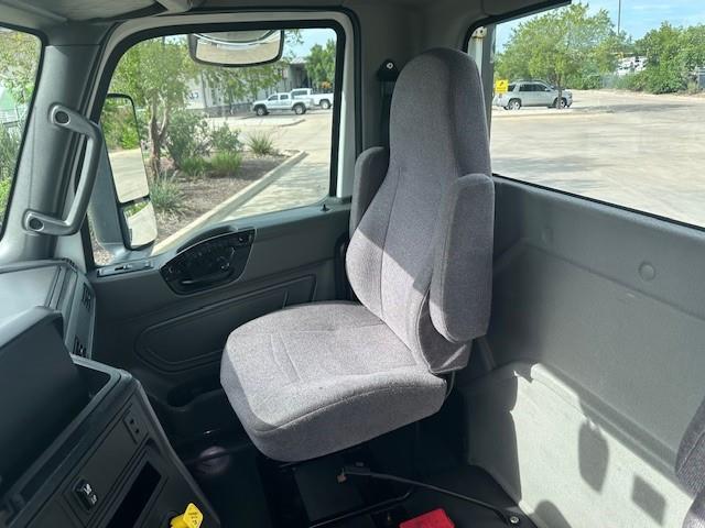 2020 International LT625-28
