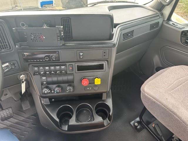 2020 International LT625-33