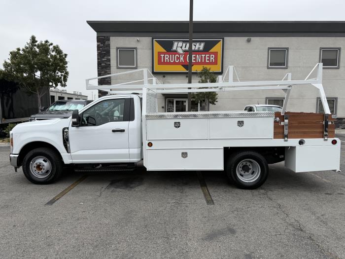 2025 Ford F-350 XL photo 3